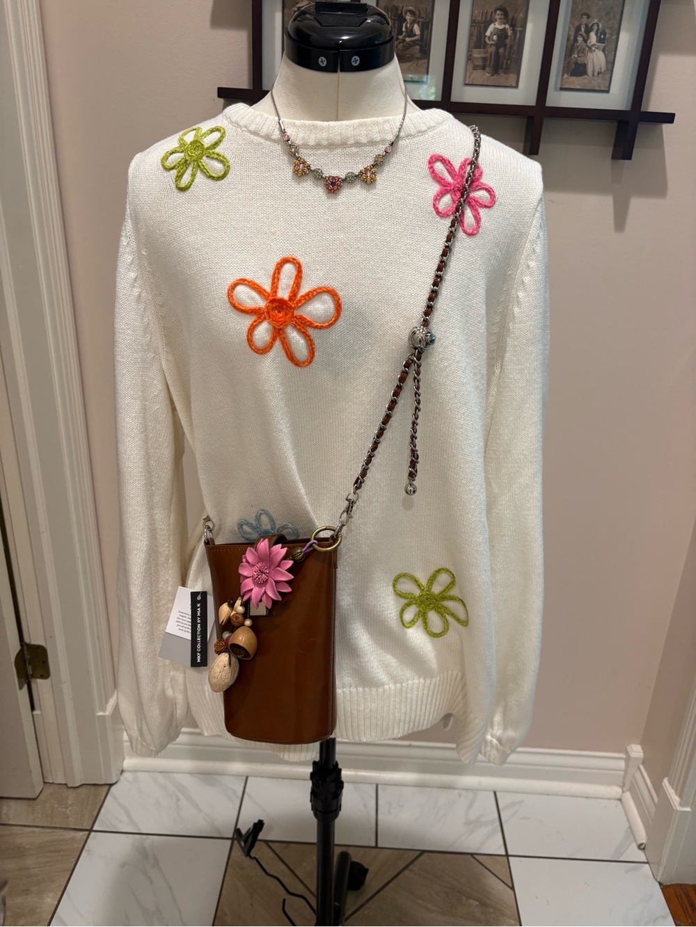 🍁🍃White Floral Embroidered Sweater + New Purse with Charms+ a Brighton necklace